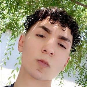 Meet your Posher, Miguel